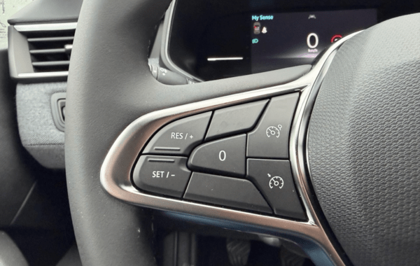 renault-clio-v-1-0-tce-90ch-techno-25 - 151544686