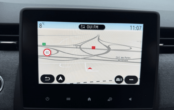 renault-clio-v-1-0-tce-90ch-techno-25 - 151544686