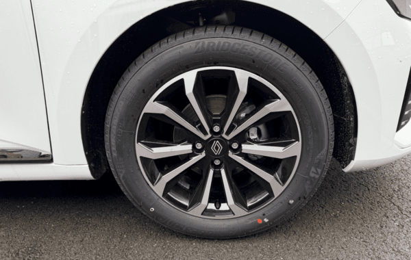 renault-clio-v-1-0-tce-90ch-techno-25 - 151544686