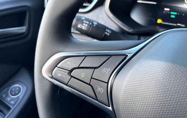 renault-clio-v-1-0-tce-90ch-techno-25 - 151594686