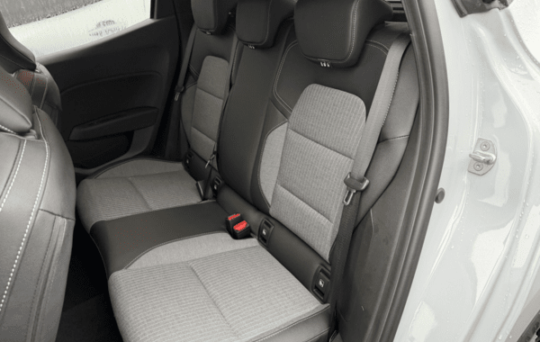 renault-clio-v-1-0-tce-90ch-techno-25 - 151634686