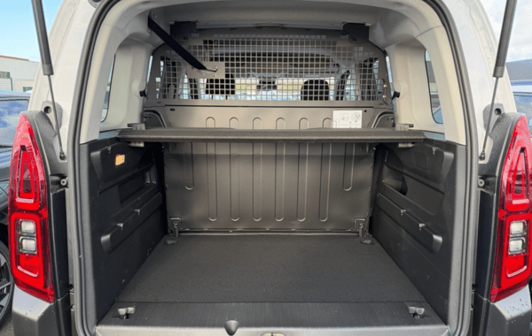 citroen-berlingo-taille-m-1-5-bluehdi-130ch-s-s-max-eat8-5-places - 151724686