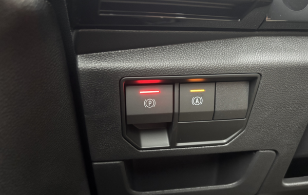renault-austral-1-2-e-tech-full-hybrid-200ch-techno-25 - 151884686