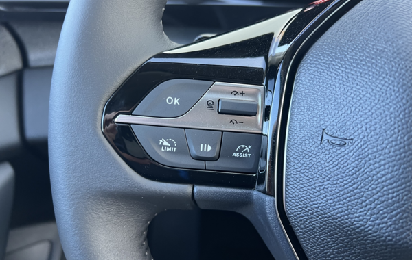 peugeot-308-sw-1-5-bluehdi-130ch-s-s-allure-eat8 - 152484686