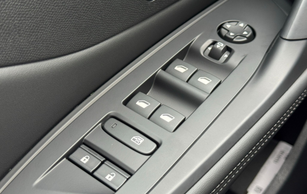 peugeot-308-sw-1-5-bluehdi-130ch-s-s-allure-eat8 - 152494686