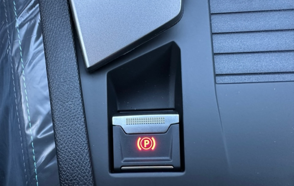 peugeot-308-sw-1-5-bluehdi-130ch-s-s-allure-eat8 - 152504686