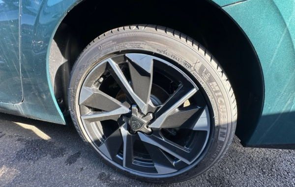 peugeot-308-sw-1-5-bluehdi-130ch-s-s-allure-eat8 - 152504686