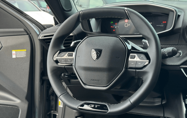 peugeot-2008-1-2-hybrid-145ch-gt-e-dcs6 - 152944686