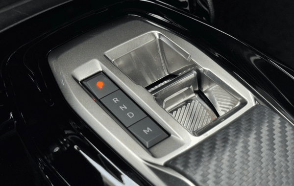 peugeot-2008-1-2-hybrid-145ch-gt-e-dcs6 - 152944686