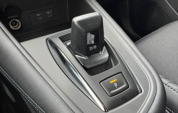 renault-captur-ii-1-8-e-tech-full-hybrid-160ch-esprit-alpine-25 - 153174686