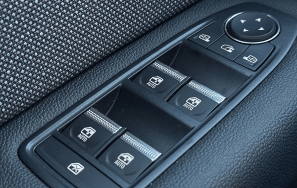 renault-symbioz-1-8-e-tech-full-hybrid-160ch-techno-25 - 153234686