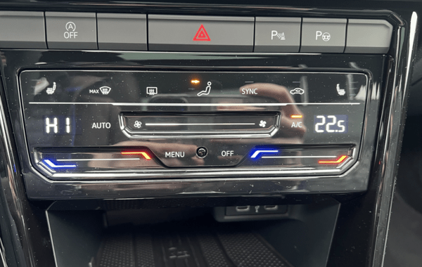 volkswagen-t-roc-2-0-tdi-150ch-r-line-dsg7 - 153494686