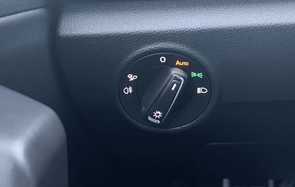 volkswagen-t-roc-2-0-tdi-150ch-r-line-dsg7 - 153504686