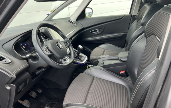 renault-grand-scenic-iv-1-7-blue-dci-120ch-business-7-places - 153674686