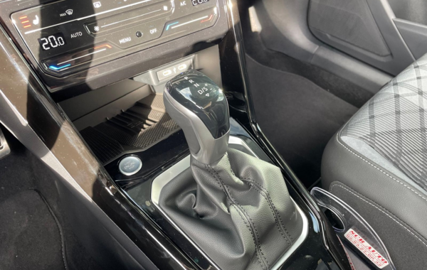 volkswagen-t-roc-2-0-tdi-150ch-r-line-dsg7 - 153704686