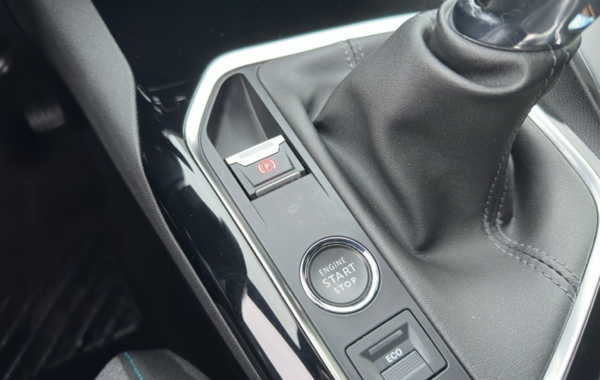 peugeot-3008-1-2-puretech-130ch-s-s-active-pack - 153964686