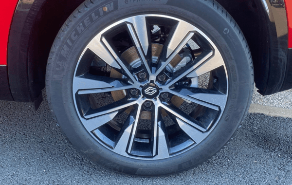 renault-austral-1-2-e-tech-full-hybrid-200ch-techno-25 - 154064686