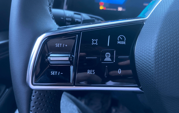 renault-austral-1-2-e-tech-full-hybrid-200ch-techno-25 - 154064686