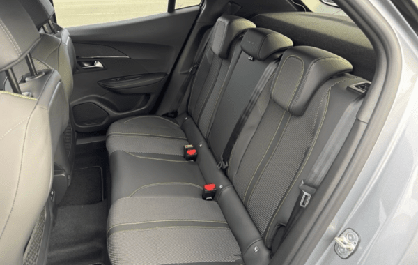 peugeot-2008-1-2-hybrid-145ch-gt-e-dcs6 - 154254686