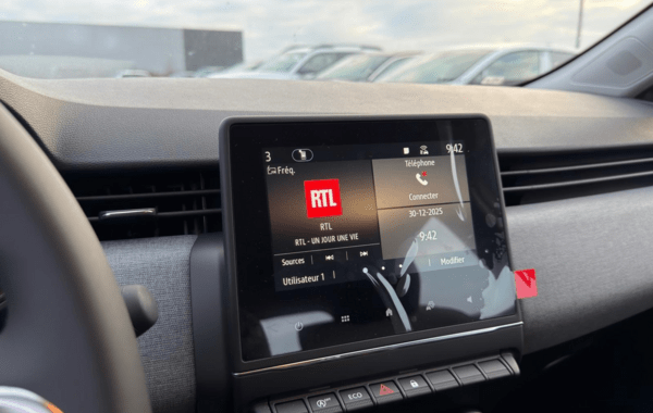 renault-clio-v-1-5-dci-100ch-evolution-25 - 154344686