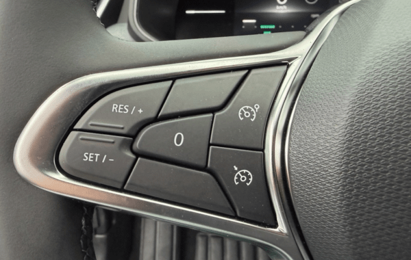 renault-clio-v-1-5-dci-100ch-evolution-25 - 154374686