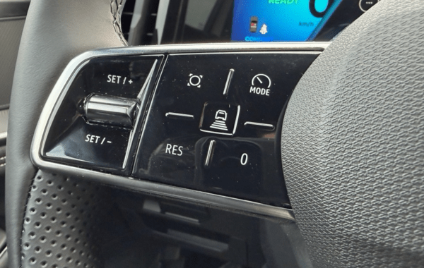 renault-austral-1-2-e-tech-full-hybrid-200ch-techno-25 - 154434686