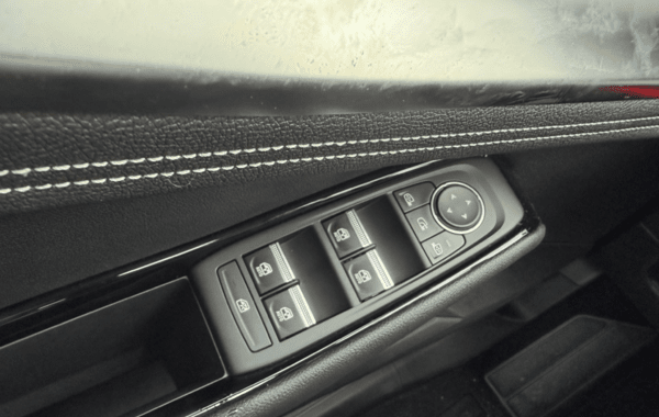 renault-austral-1-2-e-tech-full-hybrid-200ch-techno-25 - 154434686