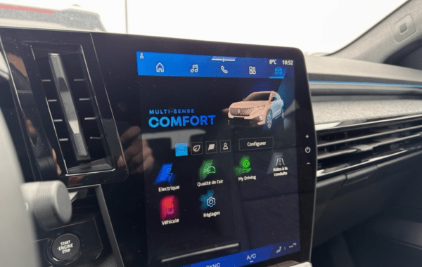 renault-austral-1-2-e-tech-full-hybrid-200ch-techno-25 - 154444686