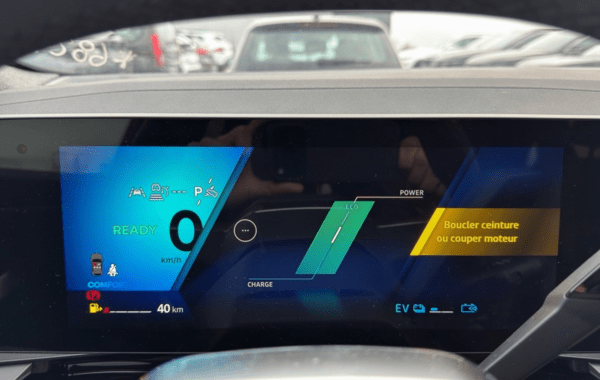 renault-austral-1-2-e-tech-full-hybrid-200ch-techno-25 - 154444686