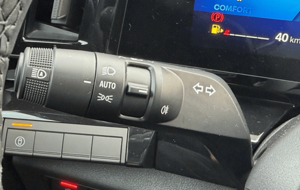 renault-austral-1-2-e-tech-full-hybrid-200ch-techno-25 - 154444686