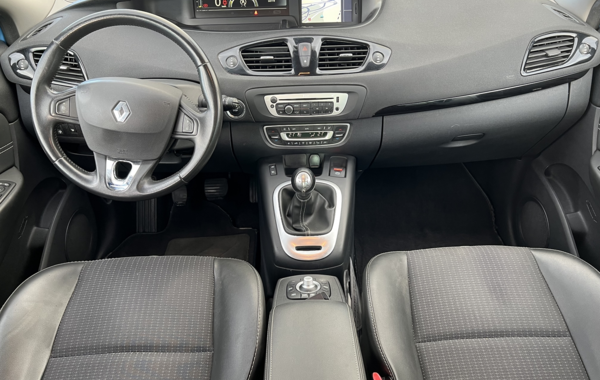 renault-grand-scenic-iii-1-5-dci-110ch-energy-bose-eco2-7-places-2015 - 154904686