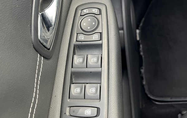 renault-grand-scenic-iii-1-5-dci-110ch-energy-bose-eco2-7-places-2015 - 154904686