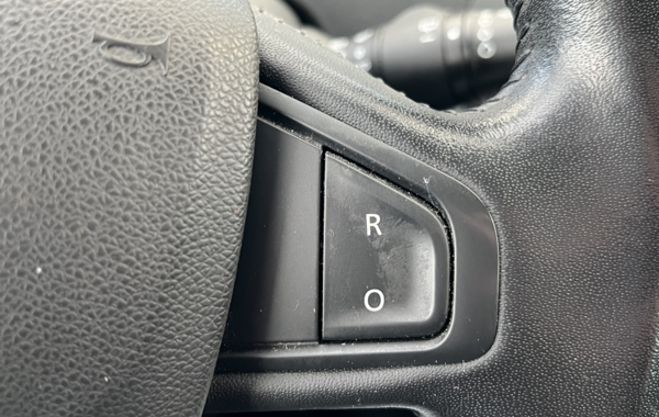 renault-grand-scenic-iii-1-5-dci-110ch-energy-bose-eco2-7-places-2015 - 154904686