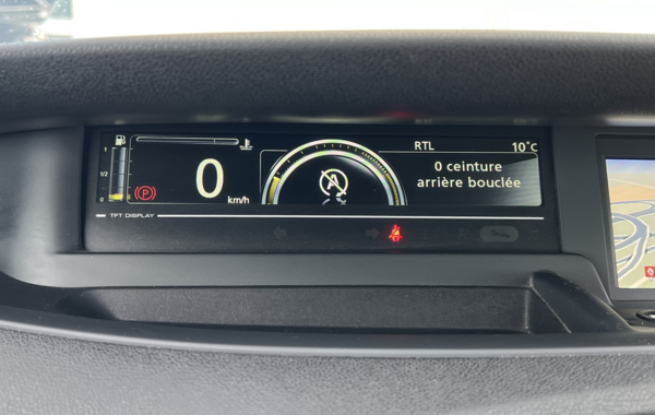 renault-grand-scenic-iii-1-5-dci-110ch-energy-bose-eco2-7-places-2015 - 154904686