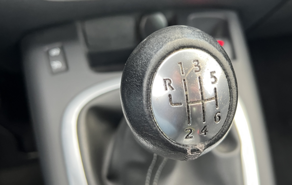 renault-grand-scenic-iii-1-5-dci-110ch-energy-bose-eco2-7-places-2015 - 154904686