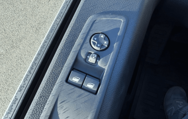 peugeot-expert-fg-m-2-0-bluehdi-180ch-s-s-eat8 - 155404686