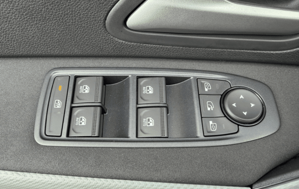 dacia-duster-1-2-tce-mild-hybrid-130ch-extreme - 155744686