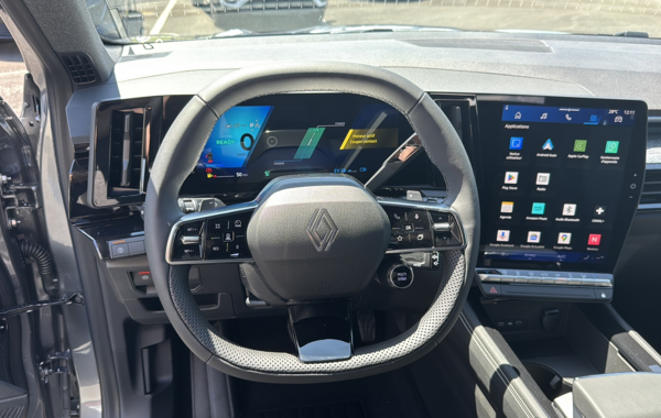 renault-austral-1-2-e-tech-full-hybrid-200ch-techno-25 - 156074686