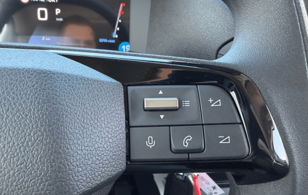 peugeot-expert-fg-xl-2-0-bluehdi-180ch-s-s-cabine-approfondie-fixe-eat8 - 156154686