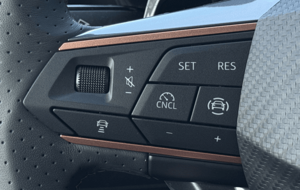 cupra-leon-st-1-5-etsi-hybrid-150ch-v-dsg7 - 156514686