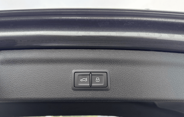 audi-q3-35-tdi-150ch-s-line-s-tronic-7 - 156684686