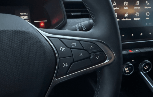 renault-clio-v-1-0-tce-90ch-techno-24 - 157084686