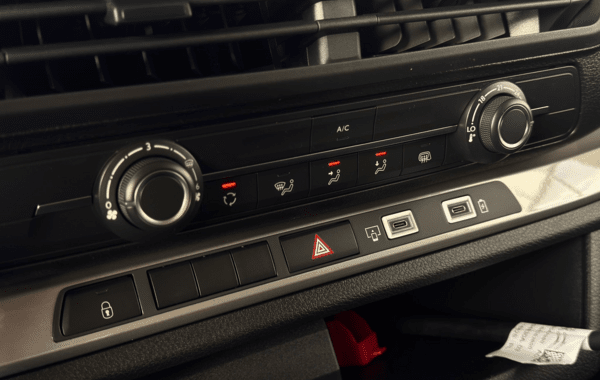 peugeot-expert-fg-xl-2-0-bluehdi-180ch-s-s-cabine-approfondie-fixe-eat8 - 157384686