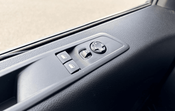 peugeot-expert-fg-m-2-0-bluehdi-180ch-s-s-eat8 - 157404686