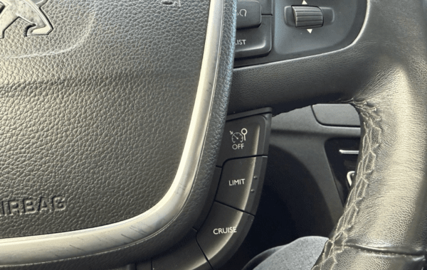 peugeot-508-2-0-bluehdi-180ch-fap-allure-business-eat6 - 157434686