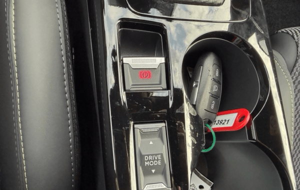 peugeot-2008-1-2-hybrid-145ch-gt-e-dcs6 - 157524686