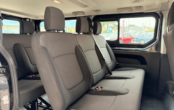 renault-trafic-iii-combi-l2-2-0-blue-dci-150ch-s-s-zen-8-places-e6e - 157634686