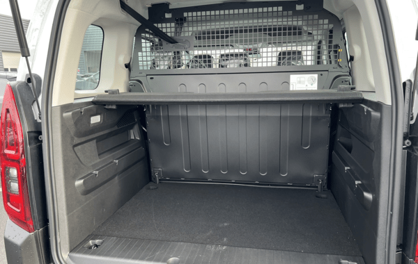 citroen-berlingo-taille-m-1-5-bluehdi-130ch-s-s-plus-5-places - 157844686