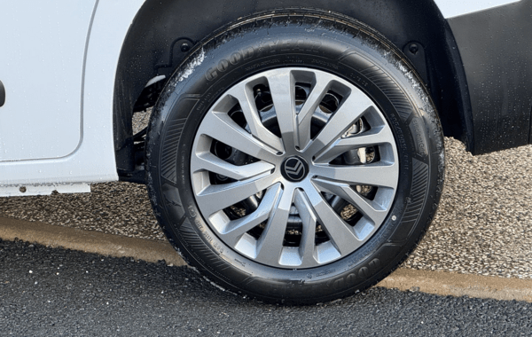 citroen-berlingo-taille-m-1-5-bluehdi-130ch-s-s-plus-5-places - 157854686