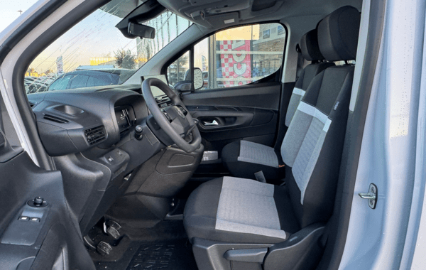 citroen-berlingo-taille-m-1-5-bluehdi-130ch-s-s-plus-5-places - 157854686